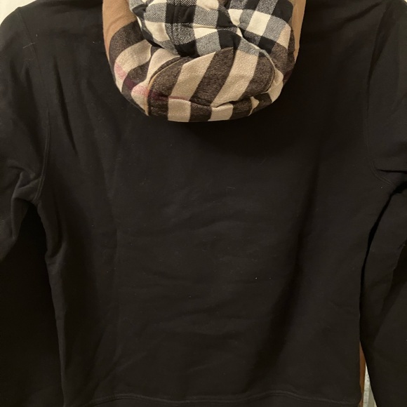 Burberry Black Hoodie with Checkered Hood Women’s XS NWOT - Picture 2 of 3